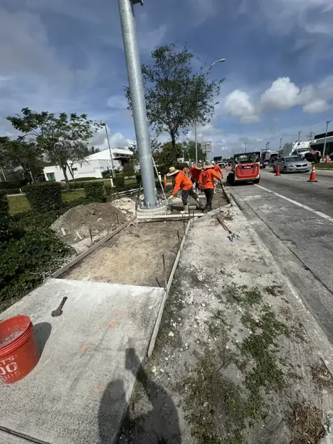 FDOT Roadway Improvements: Ramp and sidewalk at the intersection