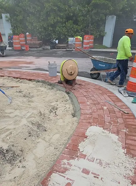 Belle Meade Island Roundabout