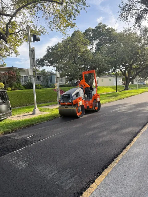 NE 103rd Street — FDOT: Breakdown rolling on the fresh mat