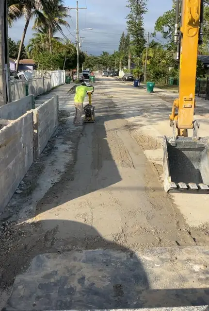 West Little River Sewer & Resurfacing: Trench shield and compaction, street view
